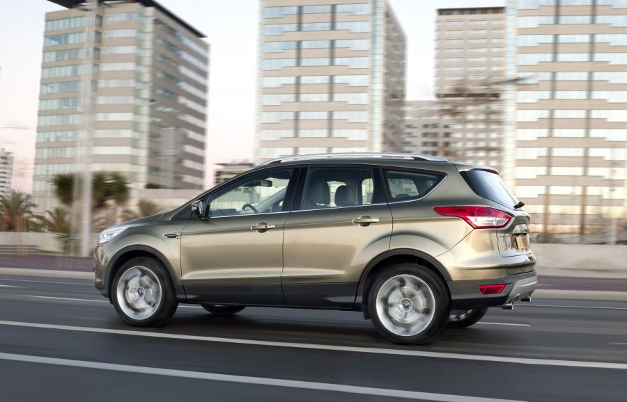  Ford Kuga 2013 года  (фото 22 из 36)